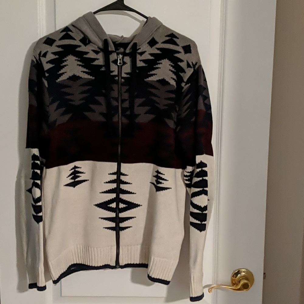 Zip up hood sweater